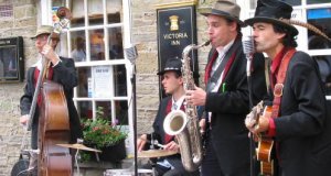 Salcombe Festival - Swervy World - courtesy of G Foale